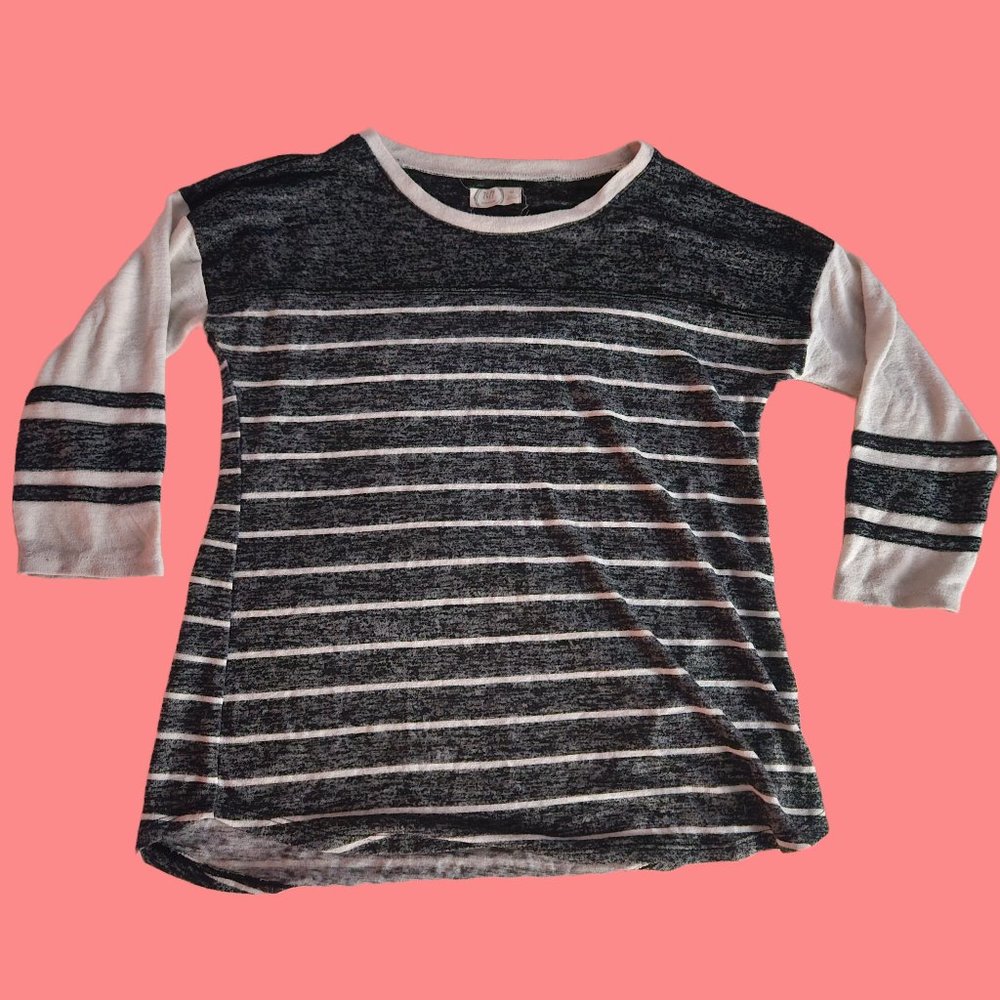 grey and white striped colorblock tee